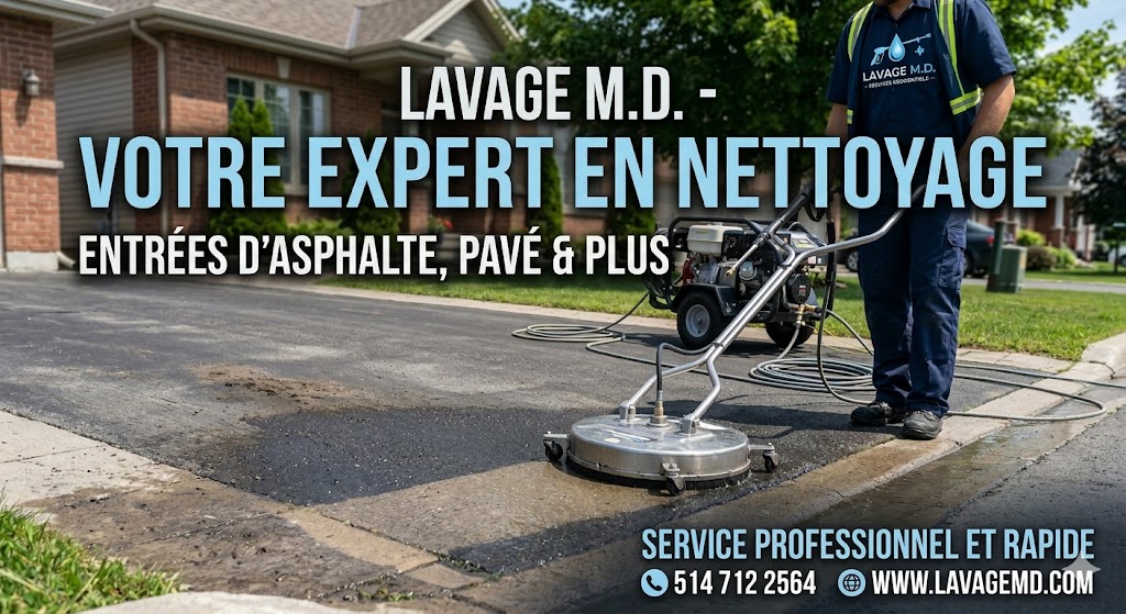 Nettoyage professionnel d'une entr&eacute;e en asphalte avec une laveuse &agrave; pression circulaire par l'&eacute;quipe de Lavage M.D. Lavage a pression entr&eacute; asphalte