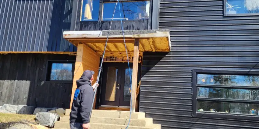 Nettoyage vitres professionnel Rive-Sud - Technique sans traces expert 23 ans résidentiel et commercial intérieur extérieur